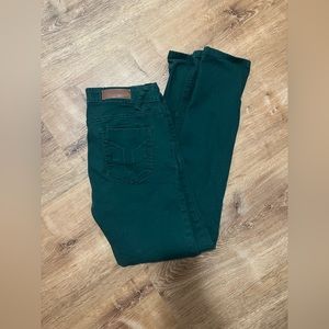 Vigold Forest Green Skinny Jeans double button closure. Pockets. Like new!